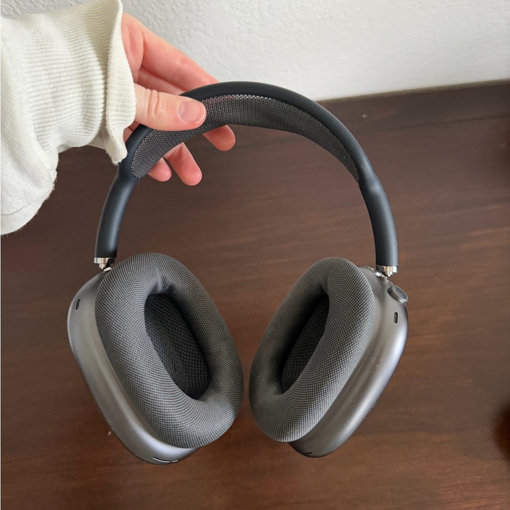 Apple AirPod Max - Picture 3 of 4